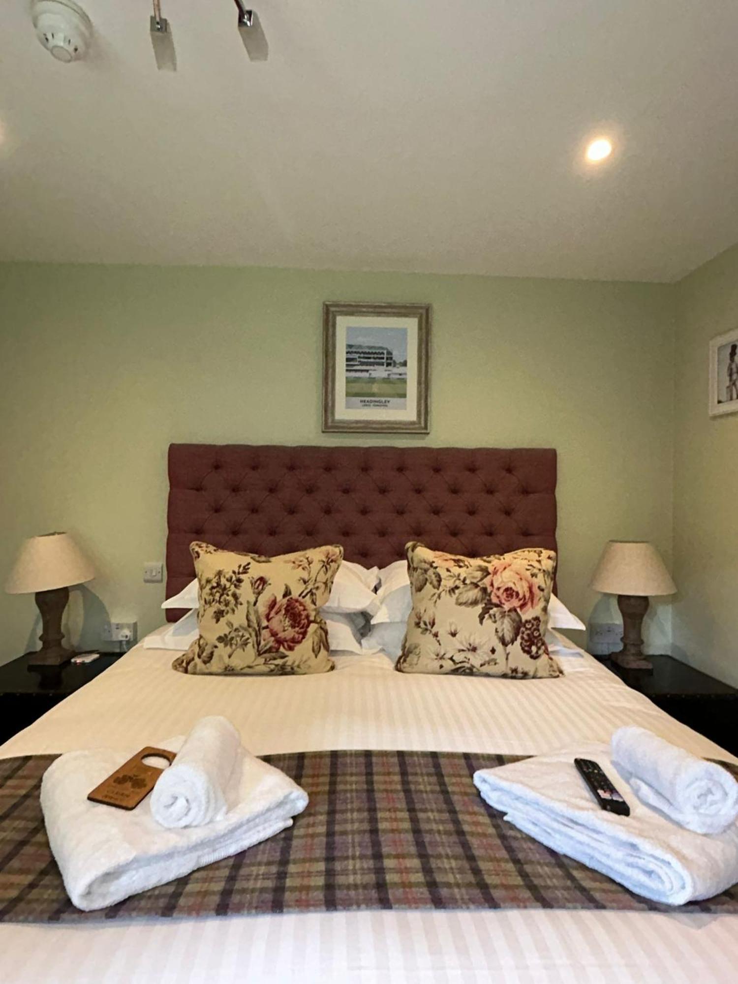 The Thomas Lord Hotel West Meon Exterior foto