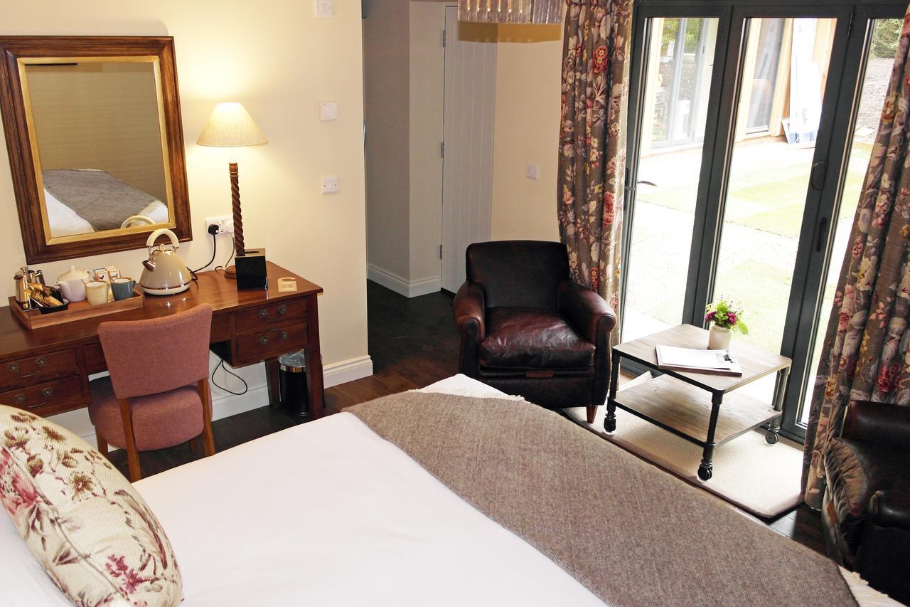 The Thomas Lord Hotel West Meon Exterior foto